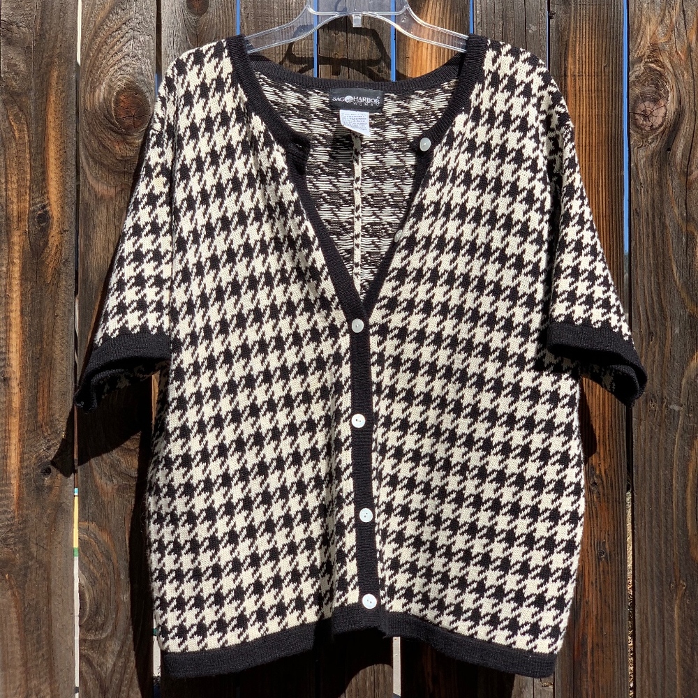 Houndstooth Quarter Sleeve Cardigan